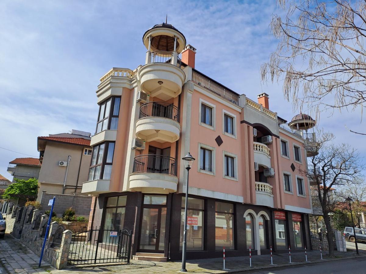 Luxury Apartments Ekaterina Tschernomorez Exterior foto