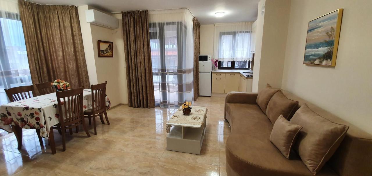 Luxury Apartments Ekaterina Tschernomorez Exterior foto