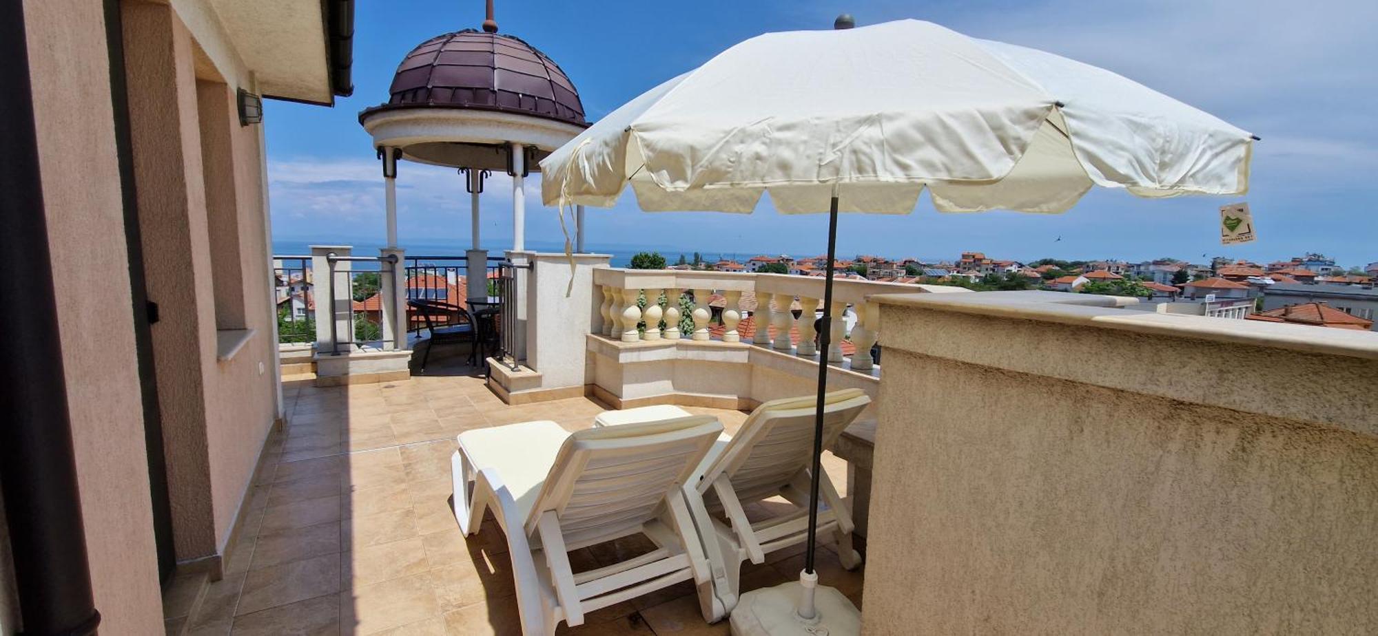 Luxury Apartments Ekaterina Tschernomorez Exterior foto